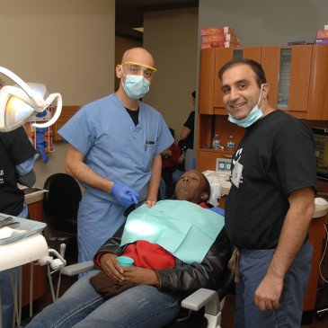 Dr. Bagheri Treats Patients on Free Dental Day